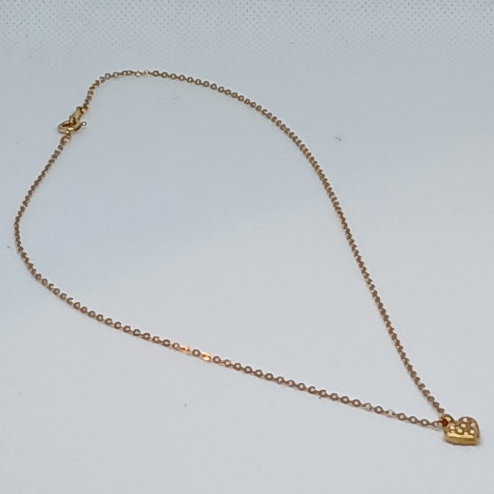 Vintage Avon Gold Tone Heart Pendant Necklace with Faux Pearls #12W - Picture 3 of 12